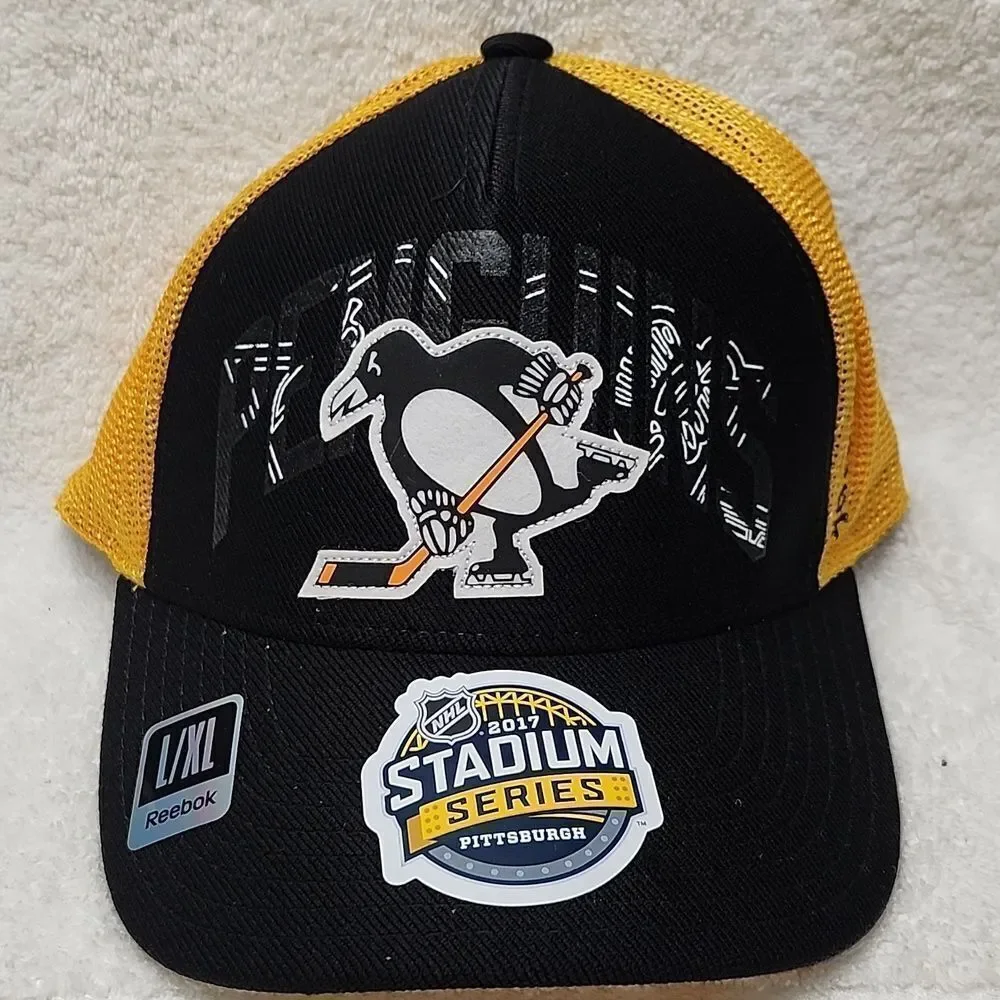 Reebok Pittsburgh Penguins 2017 Stadium Series Stretchfit Hat - New